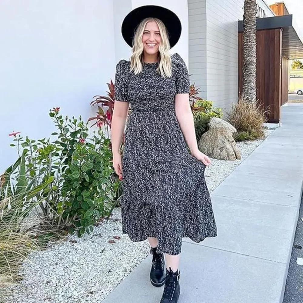 Spring Crew Neck Ruffle Short Sleeve Floral Print Smocked Boho Flowy Maxi Dress